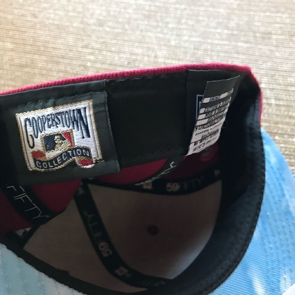 New Era Philadelphia Phillies Fitted Hat Cooperstown 1980 World Series 7 1/4 - Picture 4 of 5